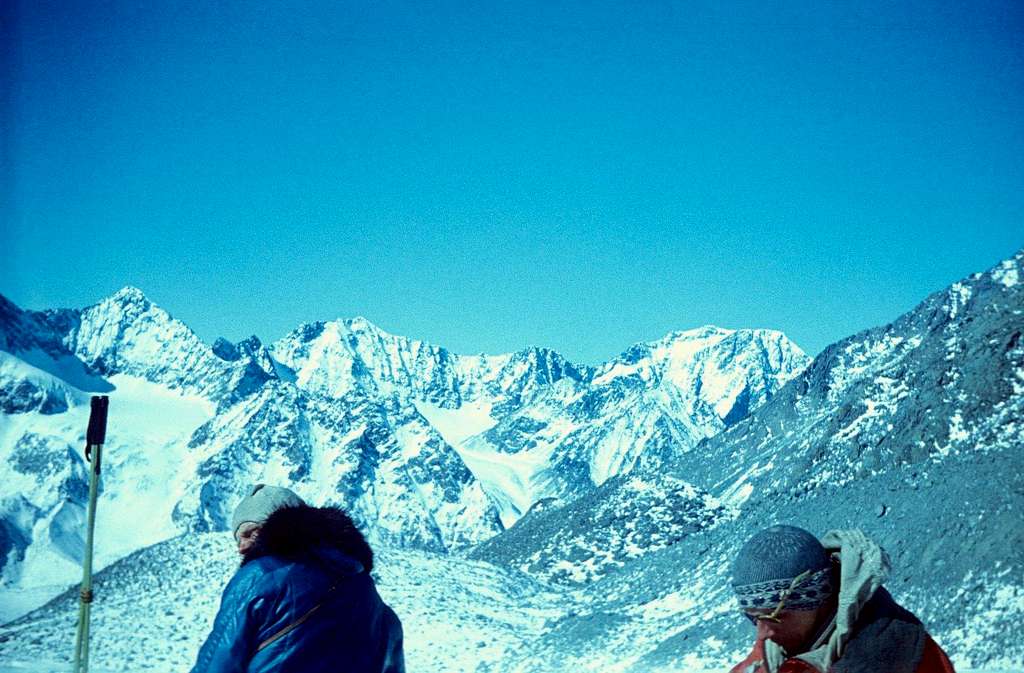 Roerich Peak (3492 m) and Ak-Oyuk (3670 m), Altay ... or Shangri-La?