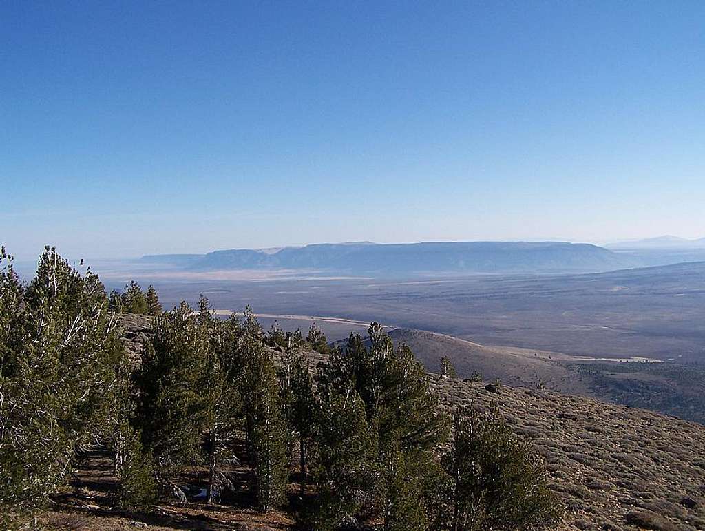 Hart Mountain seen from Drake Peak summit