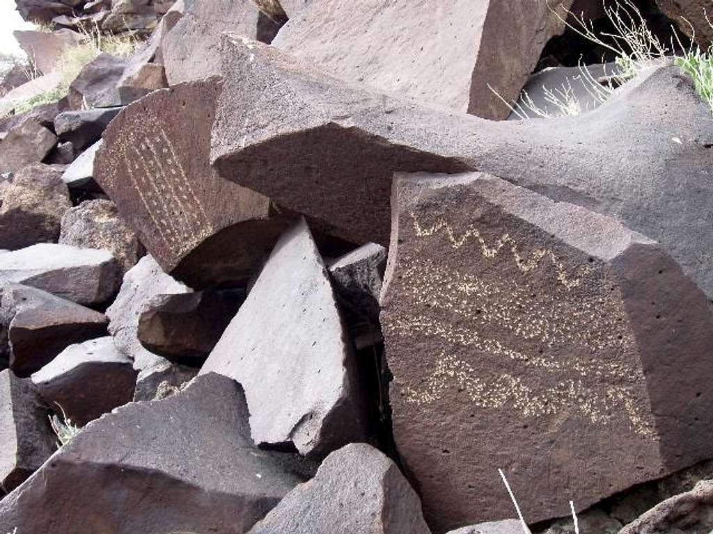 Mojave NP Petroglyphs