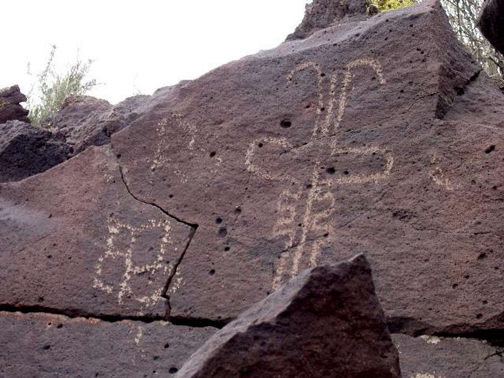 Petroglyphs in the Mojave