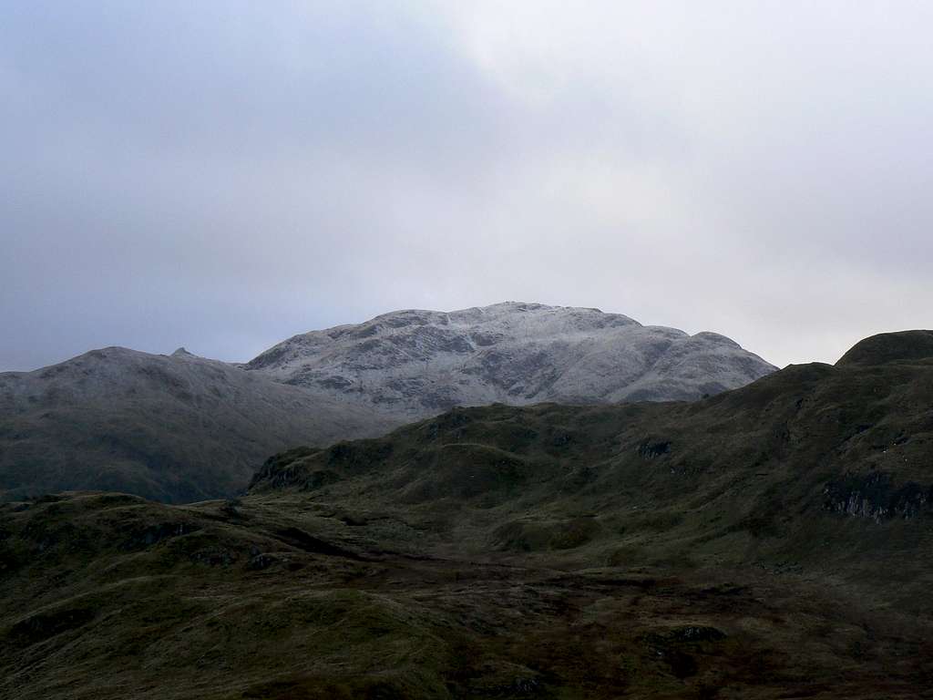 SW ridge of Meall Corranaich and Tarmachan behind