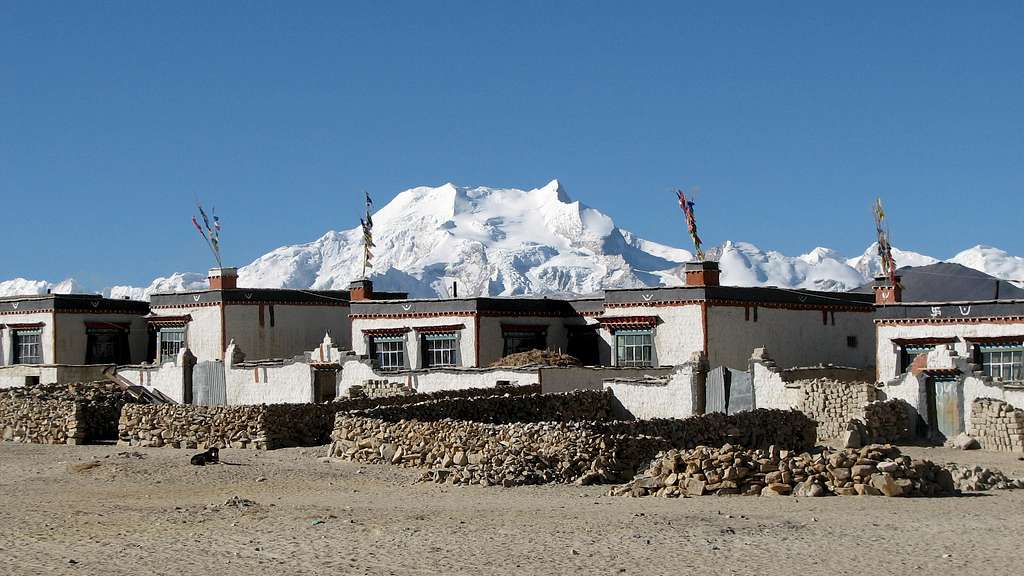 Gang Benchen (7295m) - Tibet