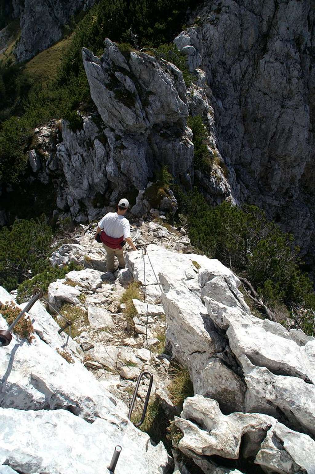 Rocky descent from Lipanjski vrh