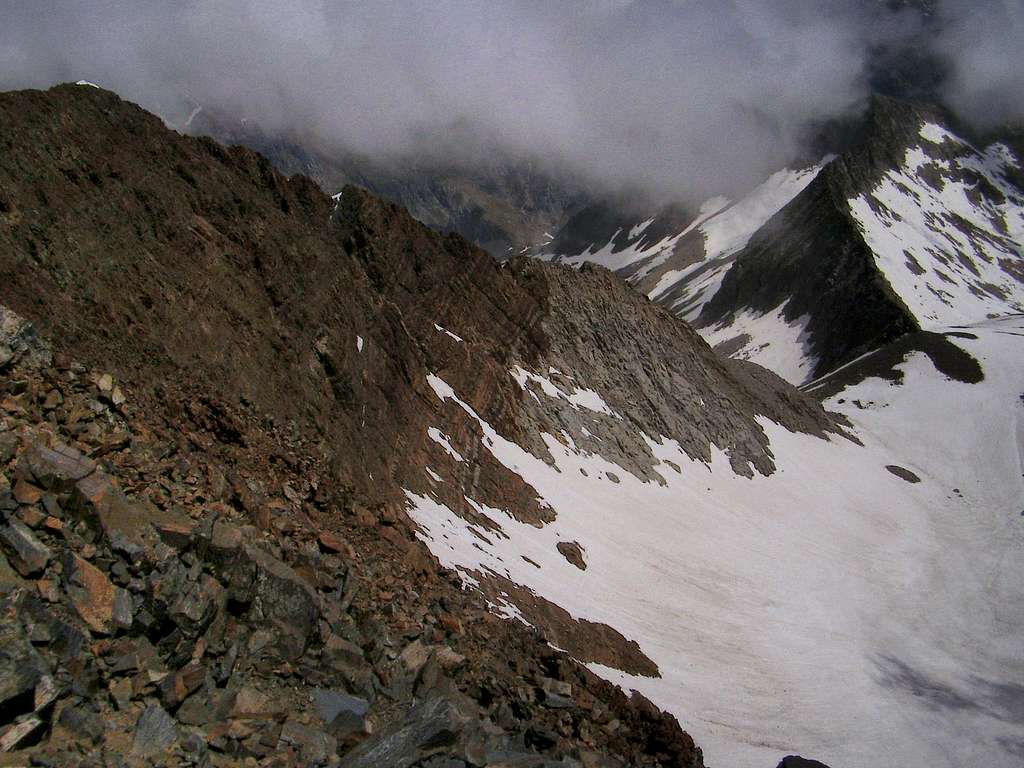 Posets north ridge leading to the Collado de la Paul