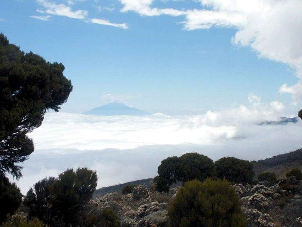 Mount Meru (september 2003)
