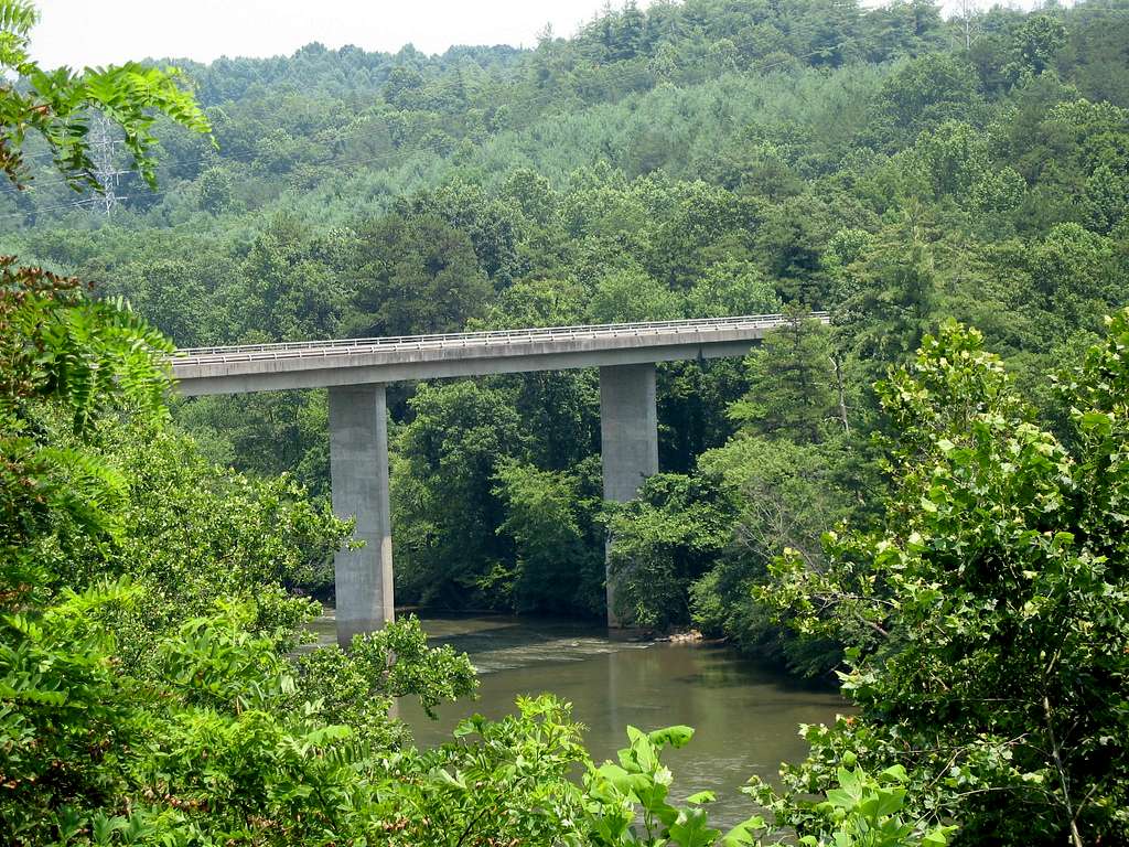 MP 393.5 - French Broad River Crossing