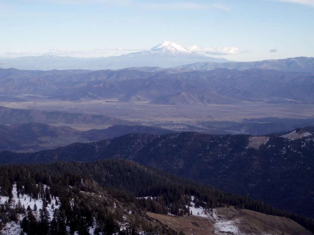 Shasta from the summit of Boulder