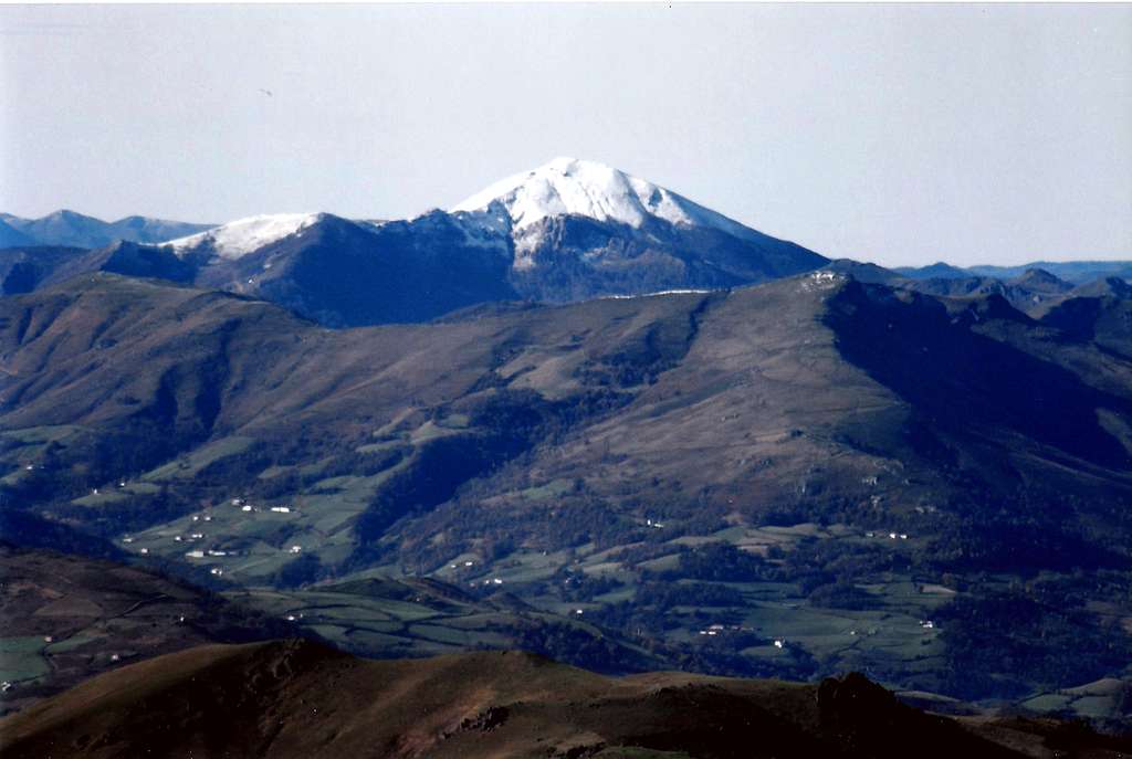 AUZA seen from the Peak of Behorlegi