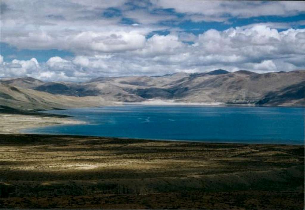 Lake near foot of Xixabangma.