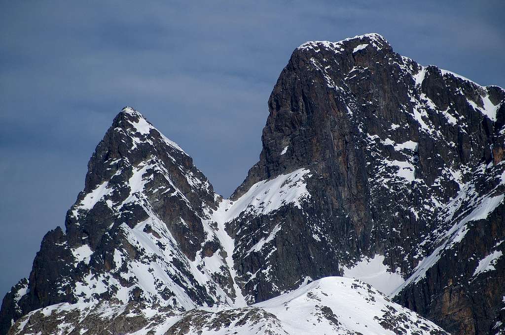 Pic du Midi d'Ossau from the SE-S