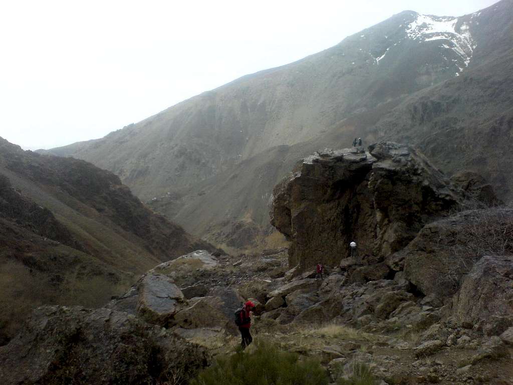 rock climbers at Bande Yakhchal