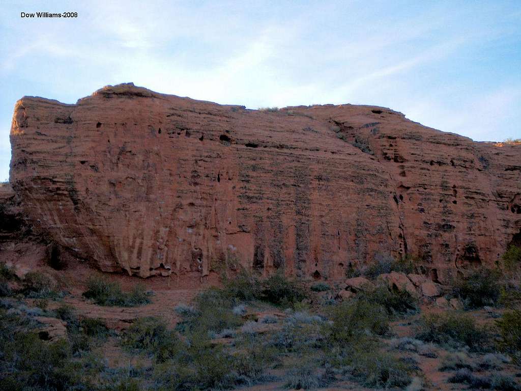 Turtle Wall, 5.8-5.13c