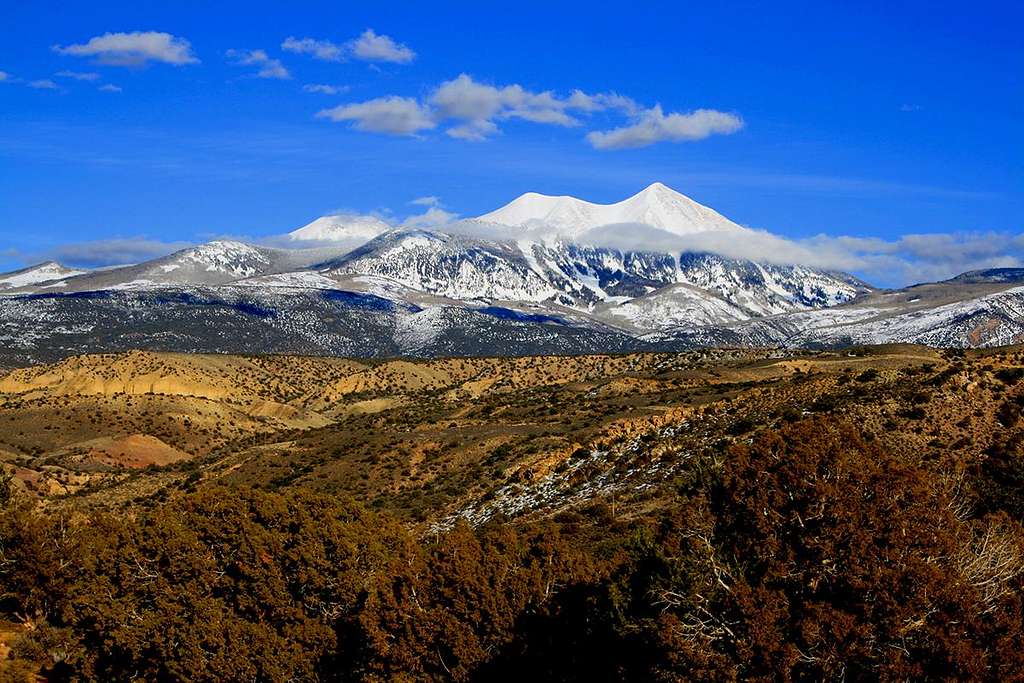 Mount Tukuhnikivatz from Bridger Jack Mesa