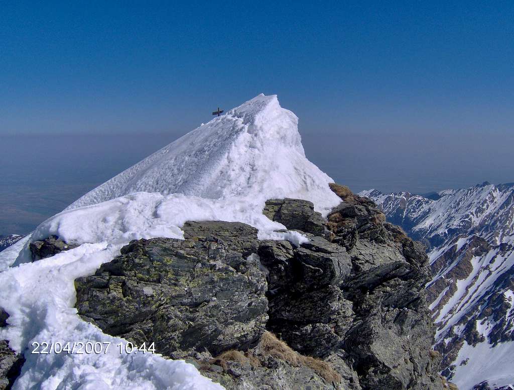 Vanatoarea lui Buteanu 2507m, Fagaras, Romania