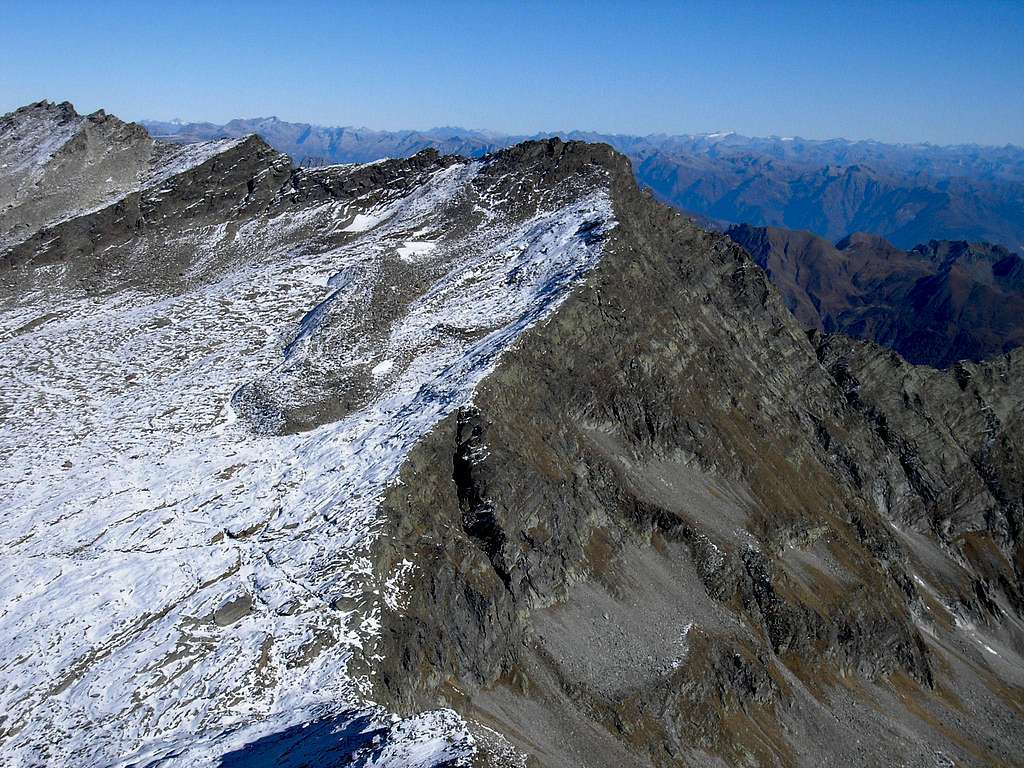 The Latelhorn / Punta di Saas 3204m