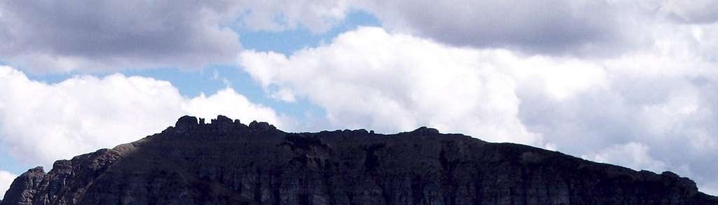 Summit Ridge of Heavy Runner