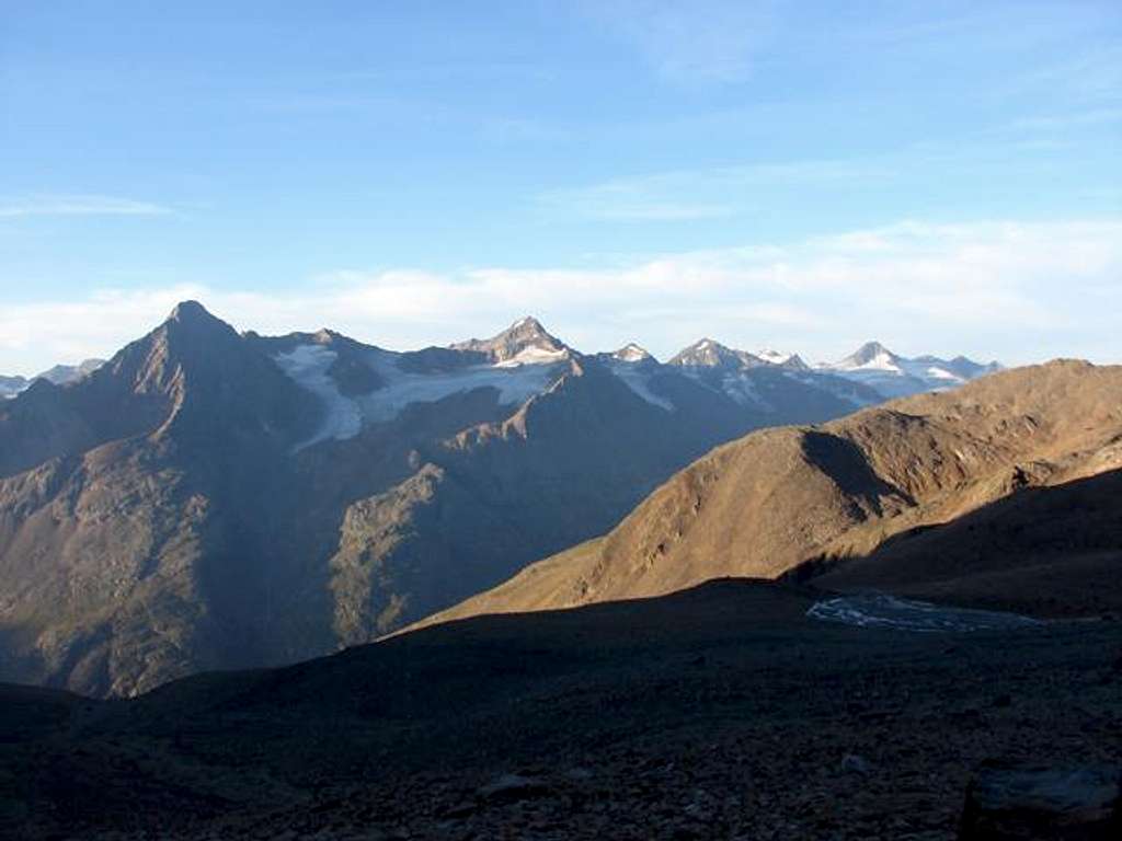 Kreuzspitze to Finailspitze