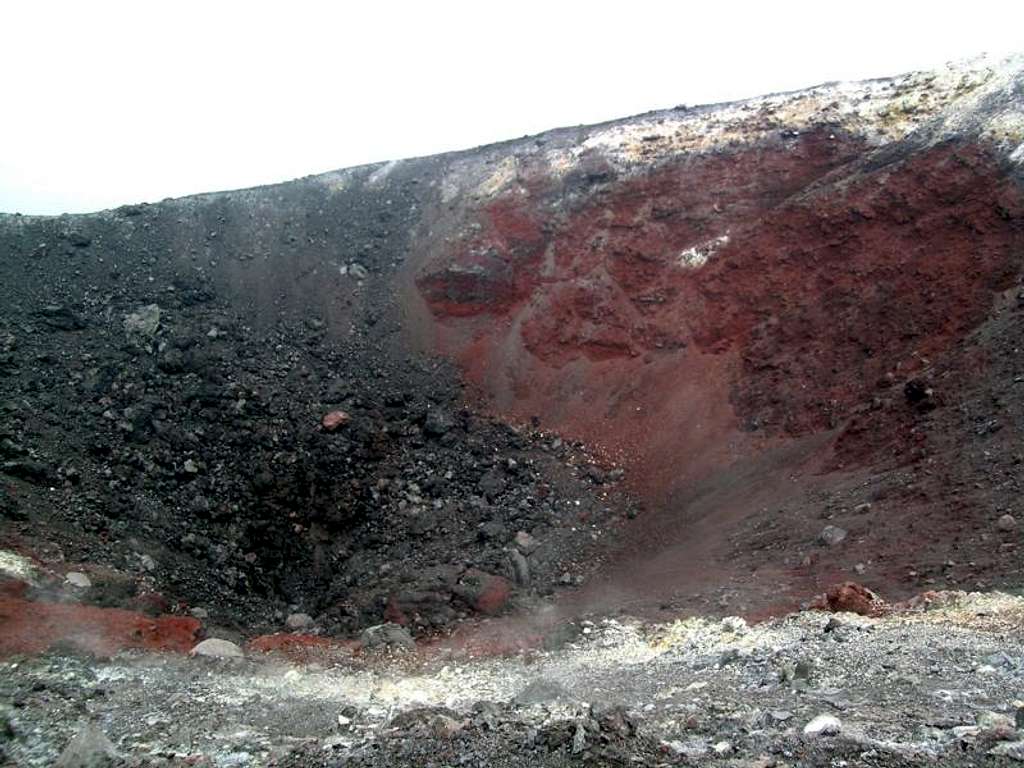 Anak Krakatau crater