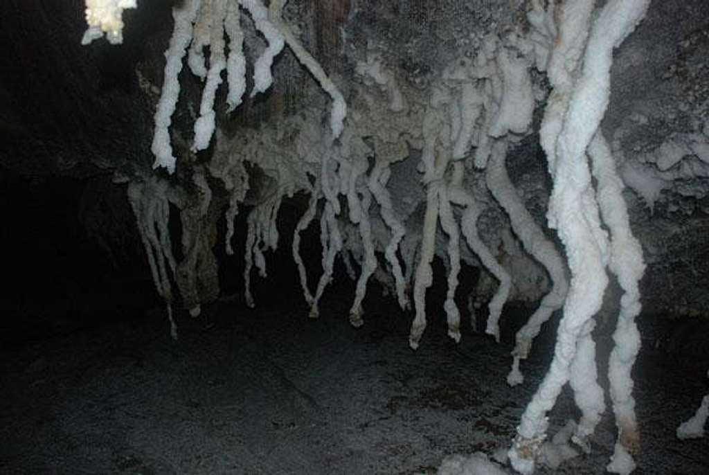 Namakdan Cave