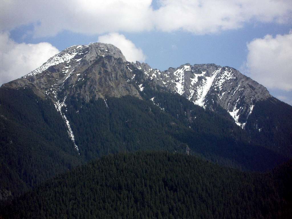 Chimney Peak Zoom
