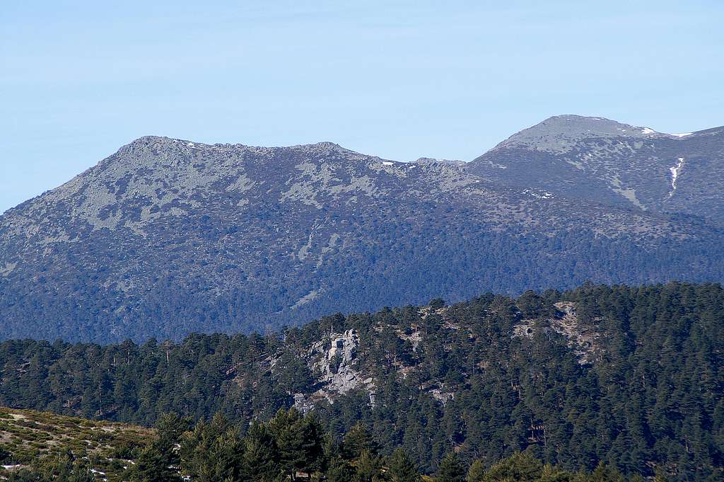 Montón de Trigo and La Pinareja