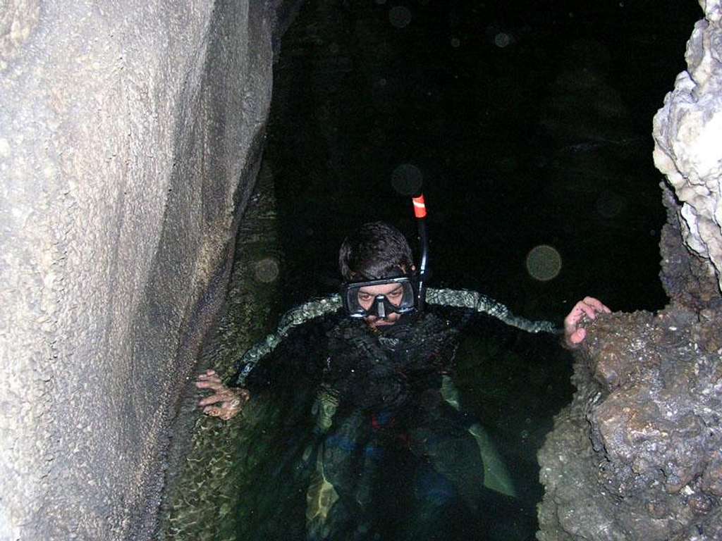 Bimarab Cave