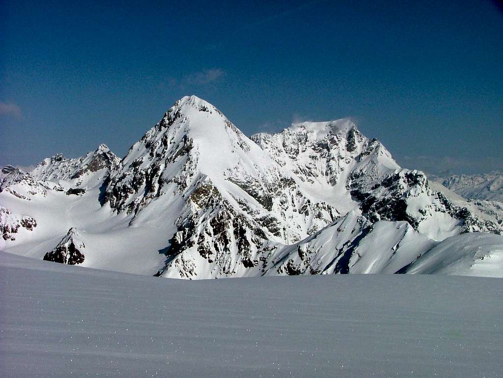 Königspitze (left) and Ortler (right) ...