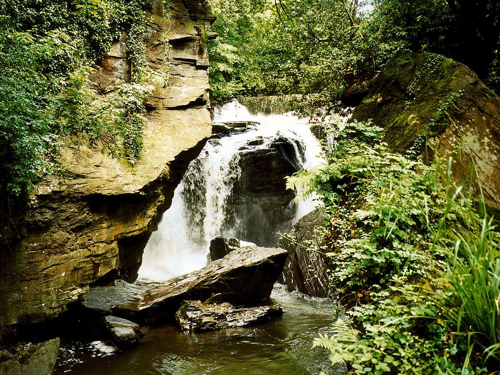 Aberdulais waterfall