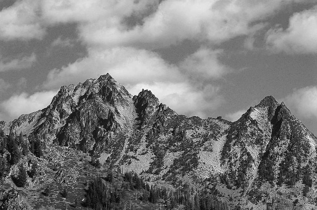 Cashmere Mt. from the trail to Colchuck Lake
