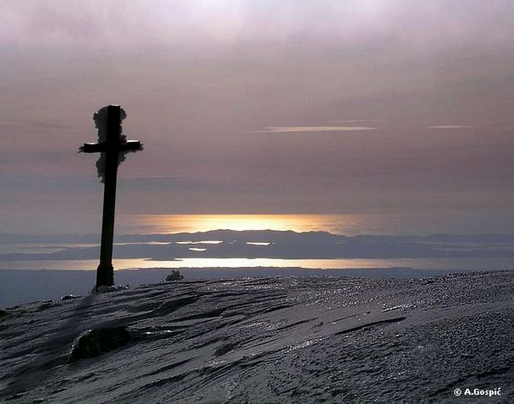 Sveto Brdo summit cross