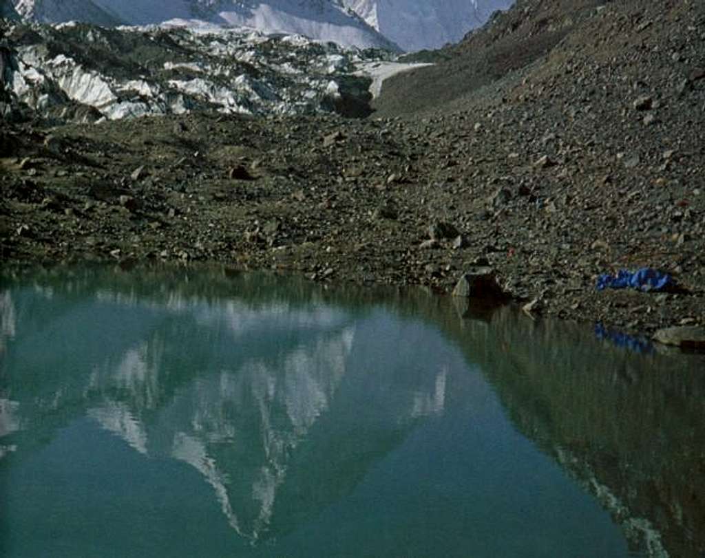 A reflecting view of K2.