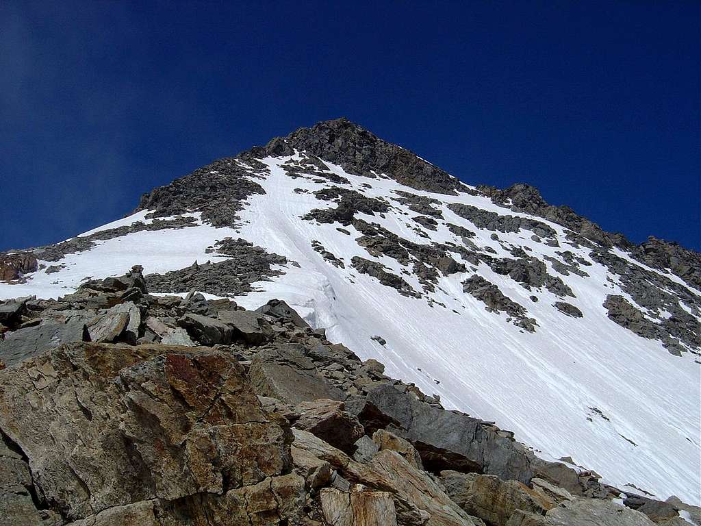 Pizzo Tambo 3279m  - east ridge