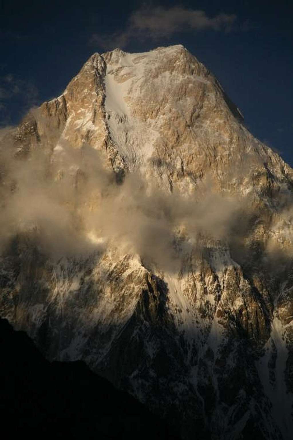 Gasherbrum-IV (7925-M), Karakoram, Pakistan