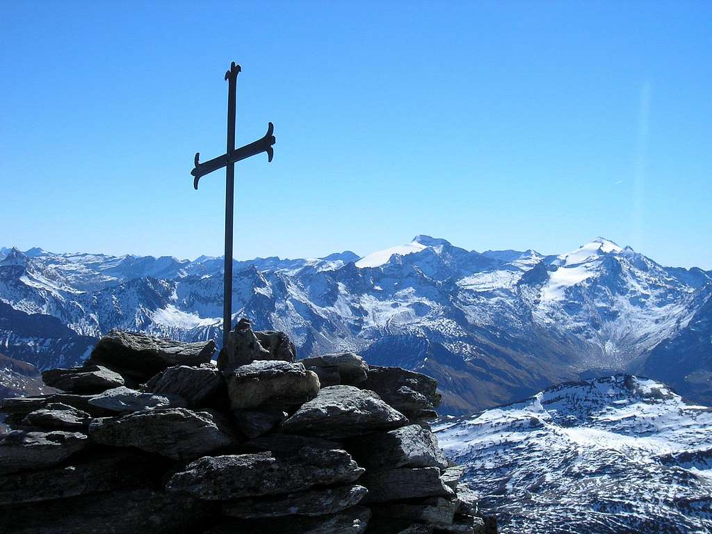 Summit of Piz Gaglianera 3121m