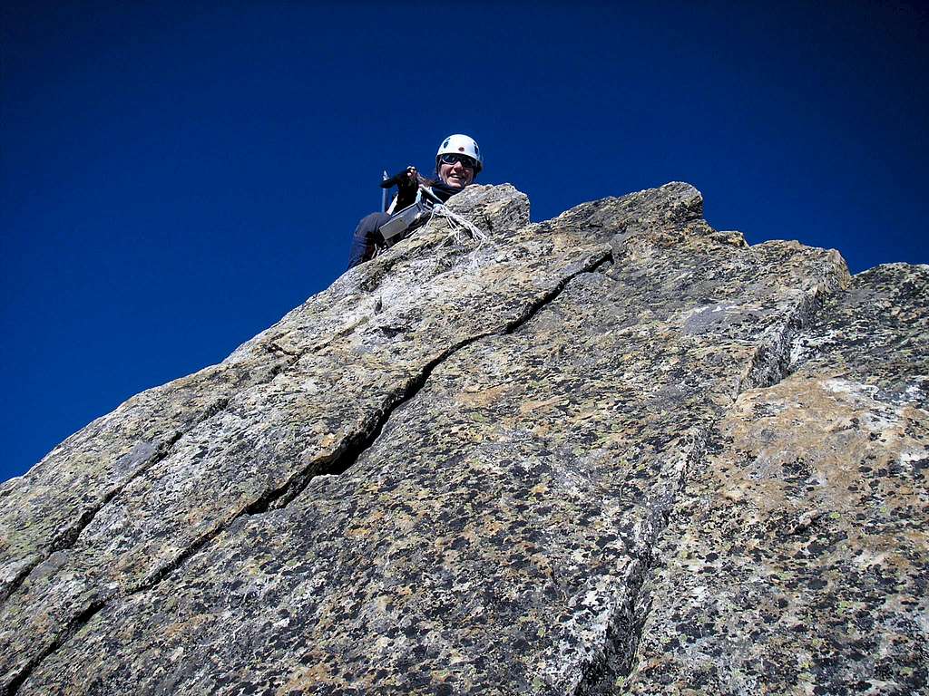 The last meters to the main summit of Witenwasserenstock 3082m