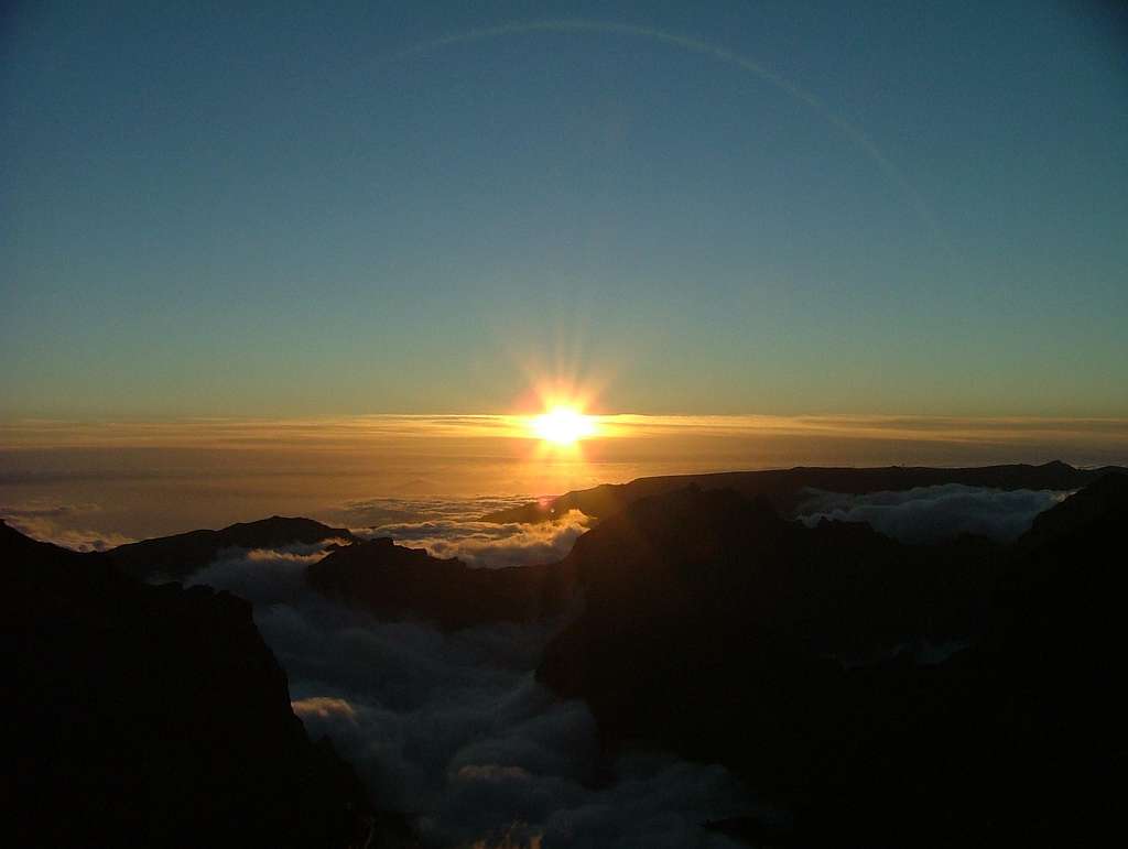 Sundown from Pico Areeiro (1818m)