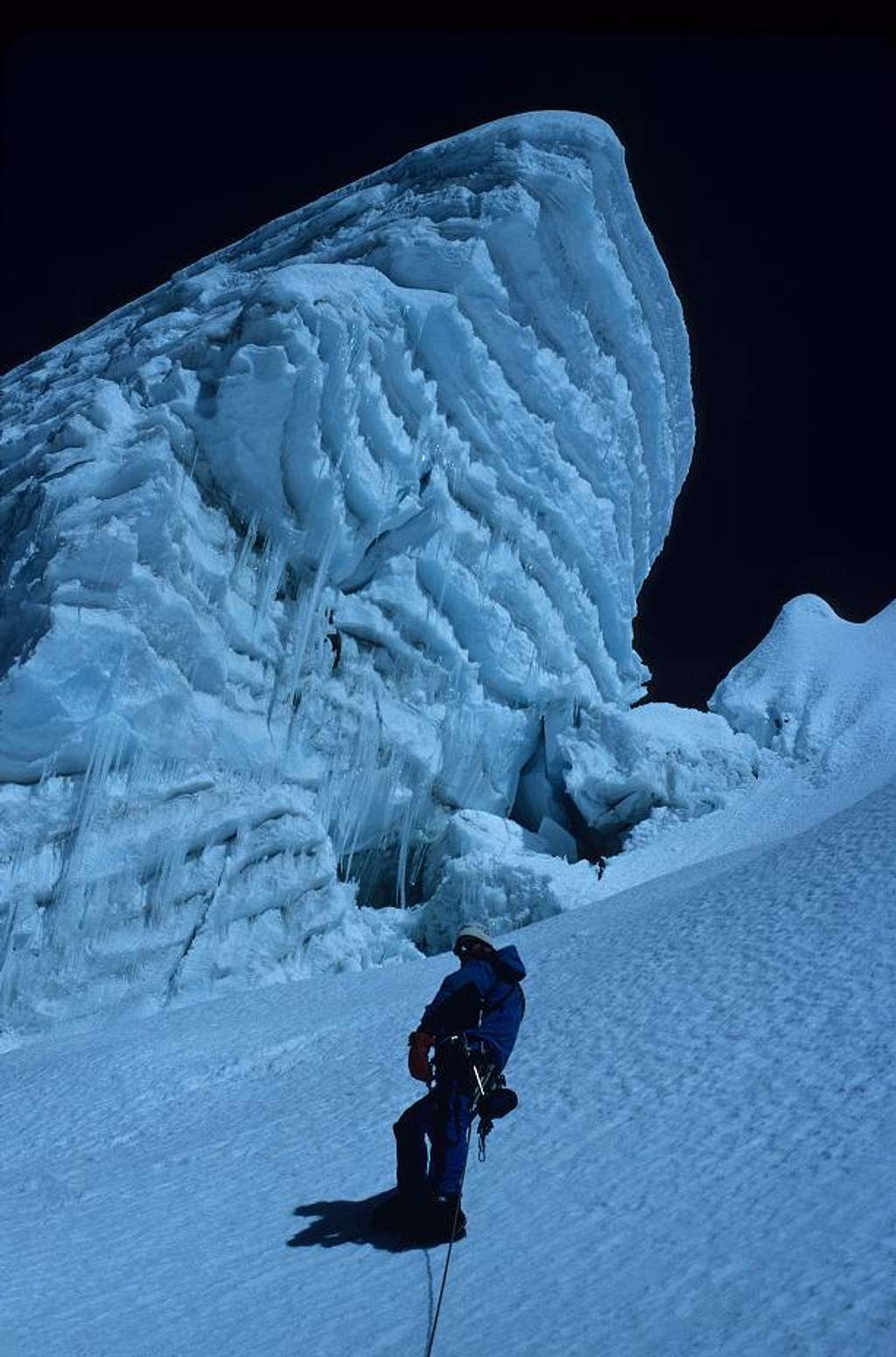 Approaching the summit region of Cholatse