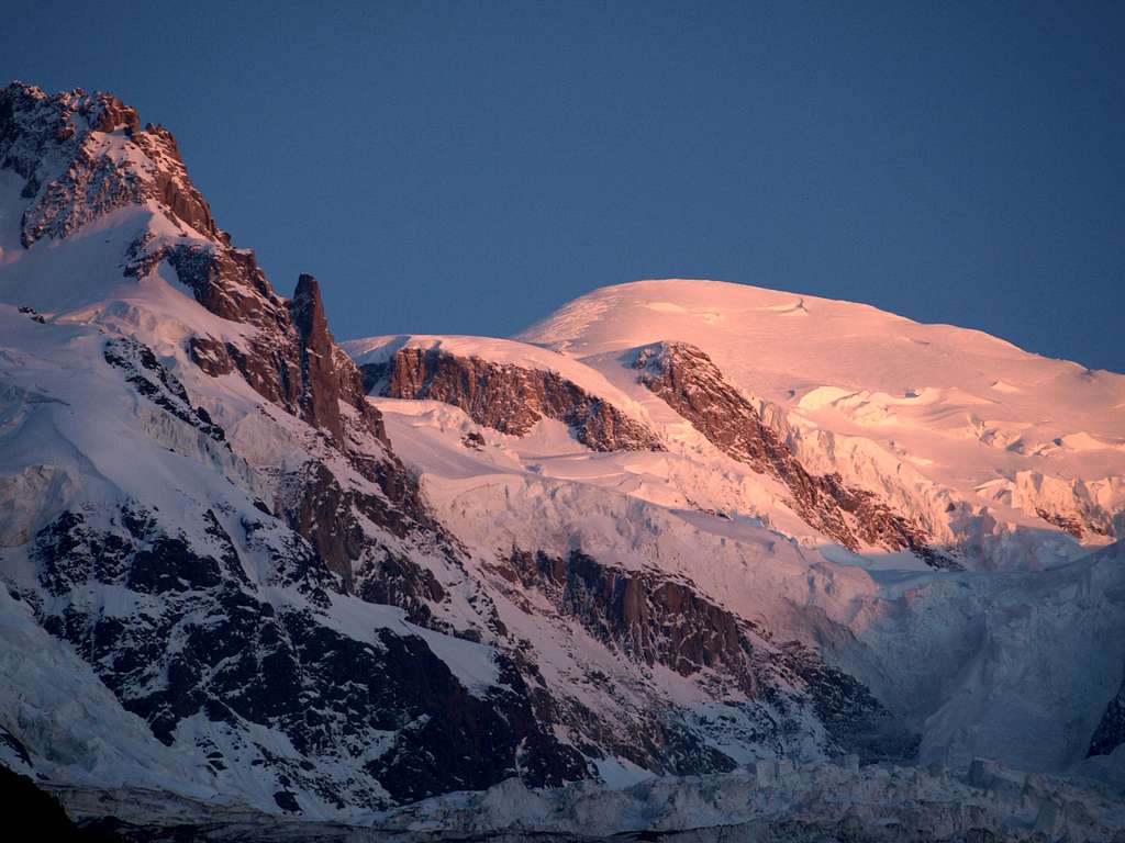 mont blanc and friends with seconds of sun light left