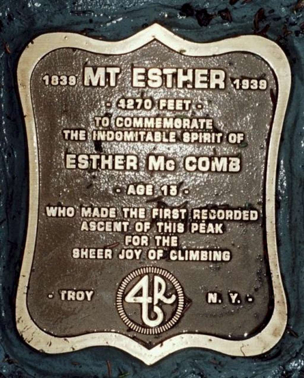 Plaque on Esther. 11/03/2003