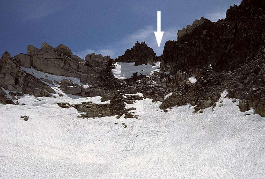 Echo Col from the east
