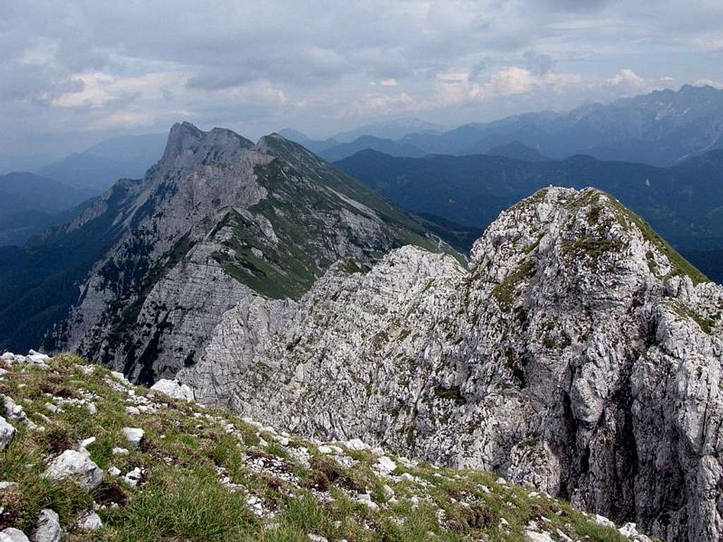 Towards Škrbina pass