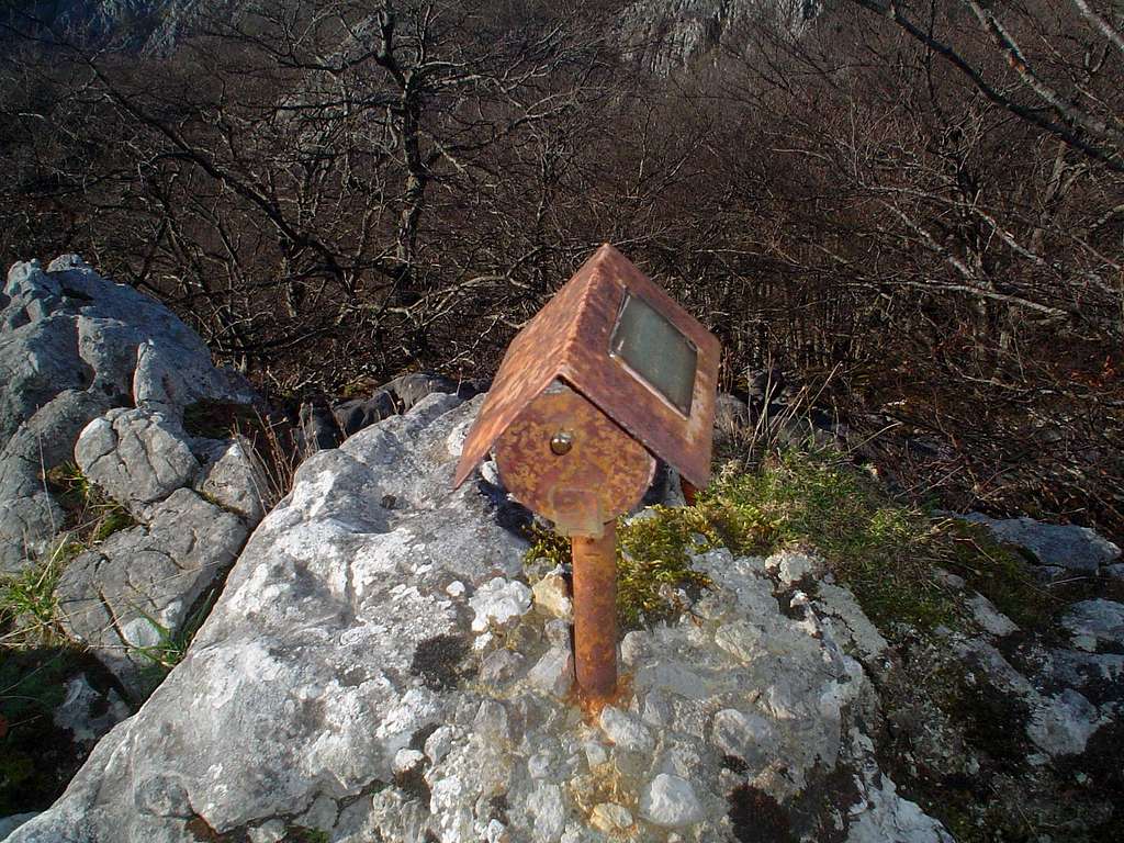 Itxin Erdikoatxa's mailbox