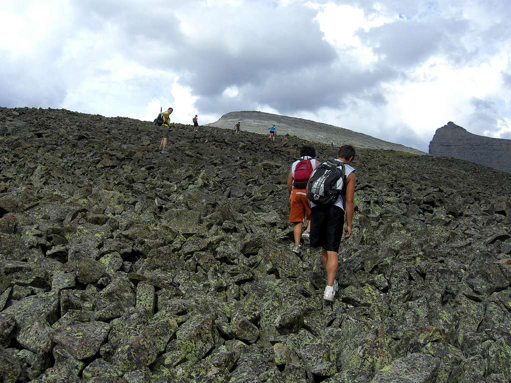 Boulder field up to Cataract