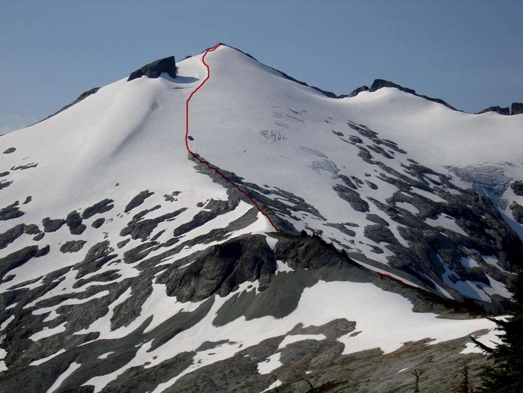 Ridge and Glacier leading to Ruth Mnt