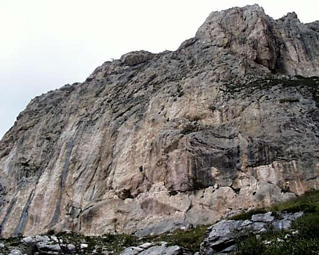 Right Radomir Rock