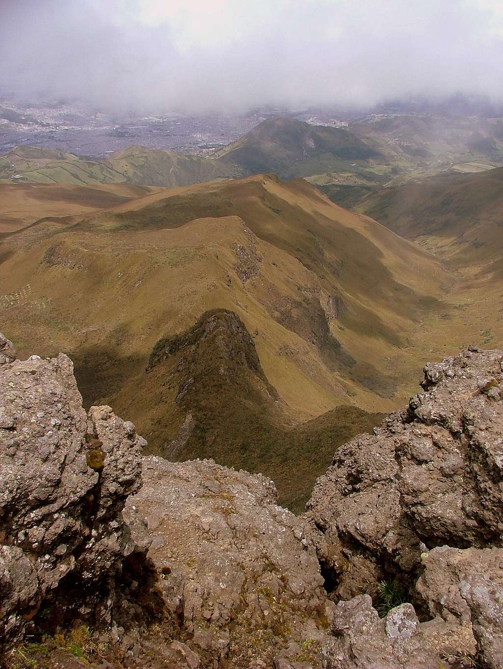 Rucu Pichincha direct route.