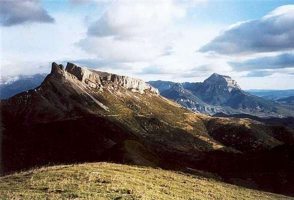 Castillo Mayor & Peña Montañesa