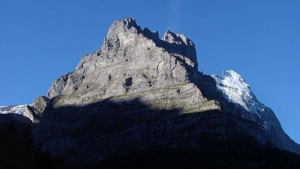 Eiger Ostegg (left) + Eiger (right)