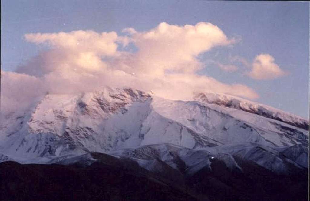 East wall of Kuksay peak