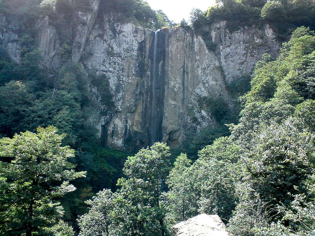 Latoon waterfall
